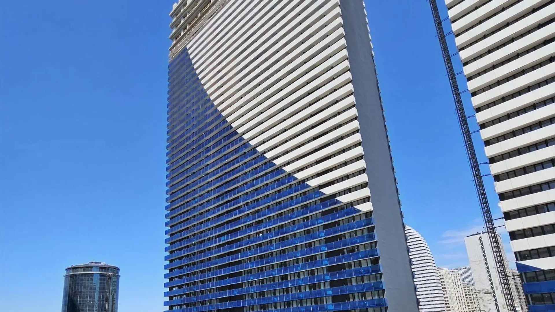 Orbi City Apartments - 13 Floor Batumi